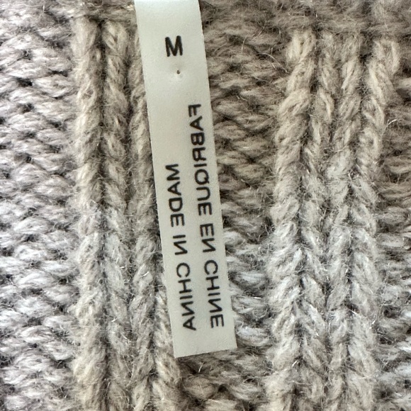 Cashmere 100% Sweater Taupe Size Medium - Picture 12 of 13